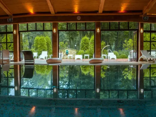 SPA pod Warszawą: Gdzie na luksusowy weekend i Day SPA?
